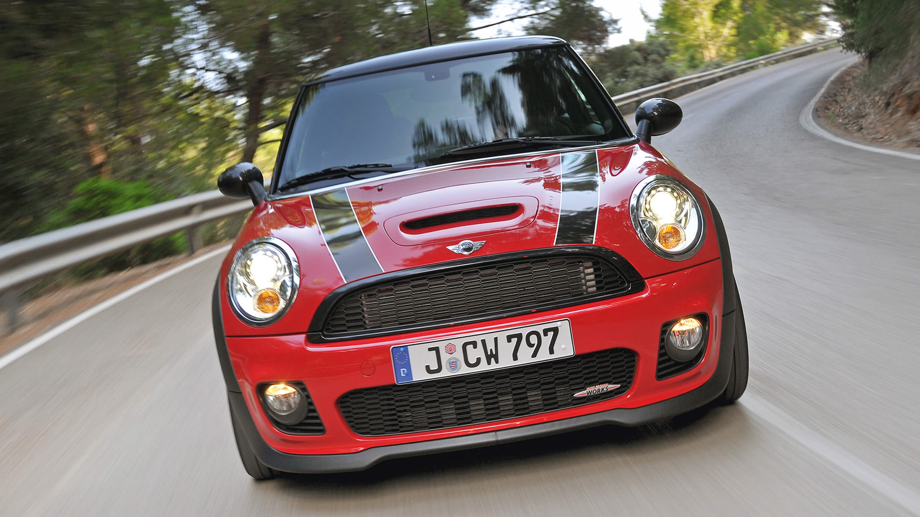 MINI John Cooper Works Clubman – front view MINI John Cooper Works Clubman – front view